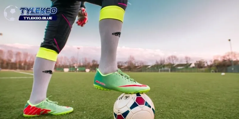 Các lỗi thường gặp nên tránh khi tham gia kèo thẻ phạt